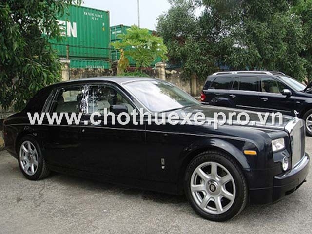 Cho thuê xe 4 chỗ VIP Roll Royce